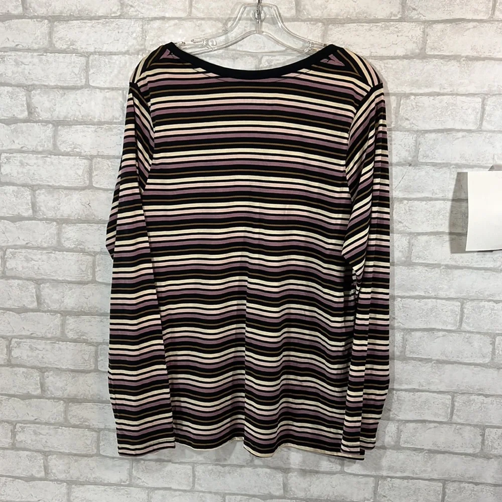 Ava & Viv stripe long sleeve top size 1X - Picture 10 of 11